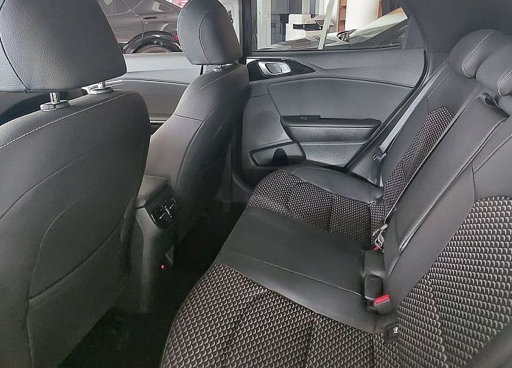 Zunanja slika - KIA XCeed - 1.6 T-GDi EX WAY ISG.7DCT 110.3 kW. VEČ BARV - 11