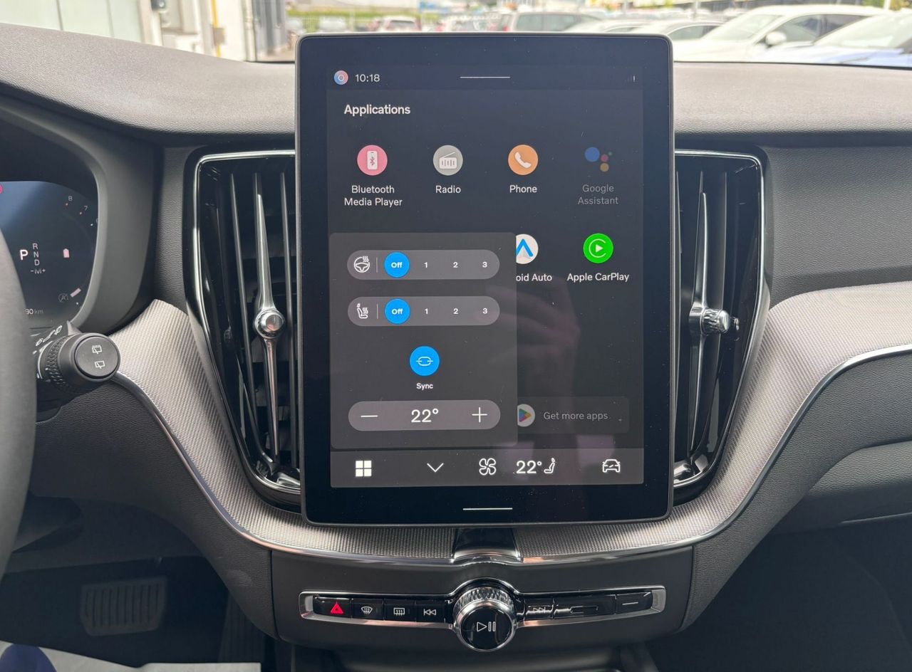 Zunanja slika - Volvo XC60 - B5P  Core AT AWD 3 leta garancije + 3 servisi - 15