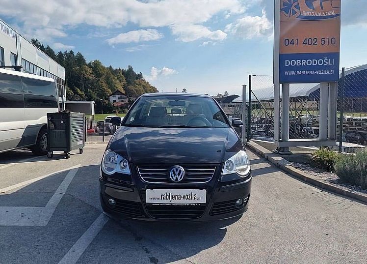 Zunanja slika - VW Polo - 1.4 55KW AVTOMATIK - 2