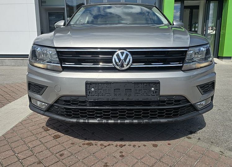 Zunanja slika - VW Tiguan - 2.0 TDI Comfortline 110kW DSG - 2