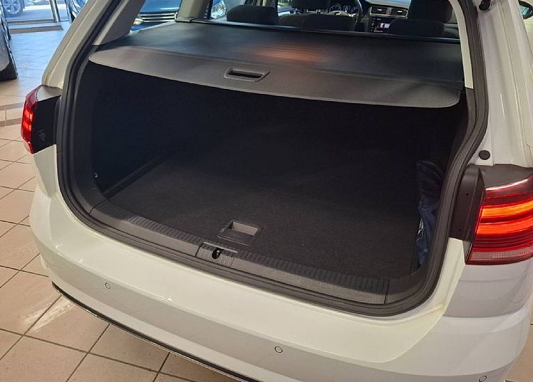 Zunanja slika - VW Golf - Variant 1.6 TDI FUL LED-SLO-1LASTNIK-NAVI-PDC-TEMP-KOT N - 8