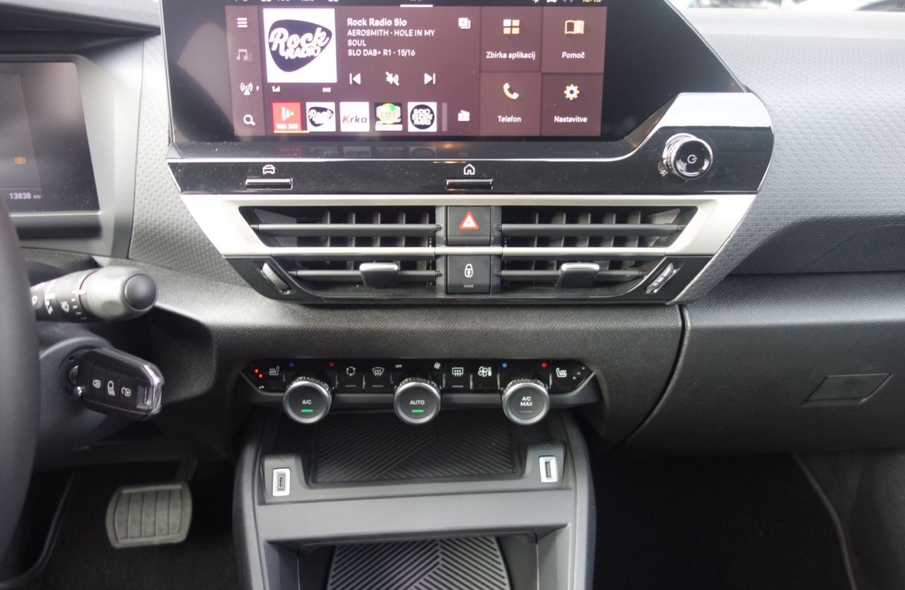 Zunanja slika - Citroën C4 - Hybrid136 S S eDCT6 PLUS - 12