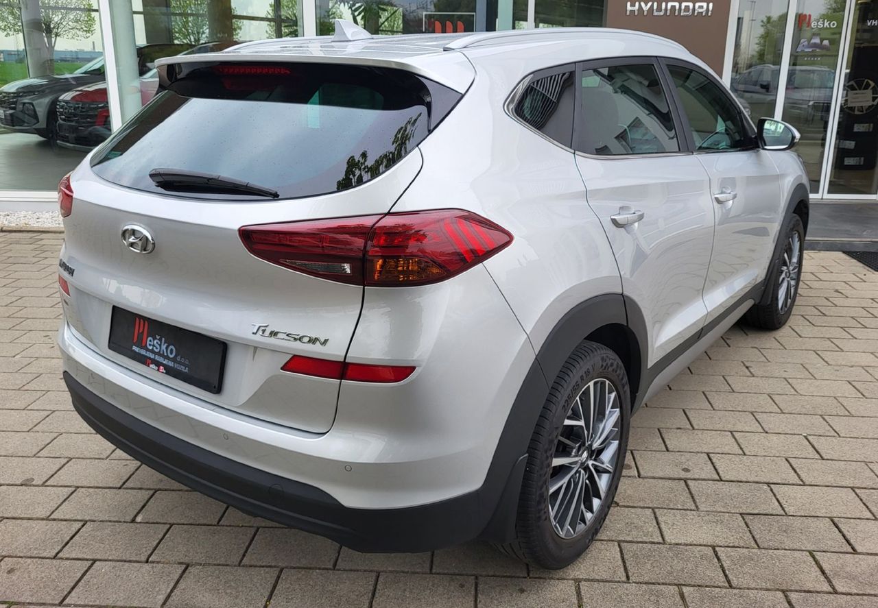 Zunanja slika - Hyundai Tucson - 1.6 GDI Premium slo-navi-alu-pdc-acc-tempom-kamera - 4