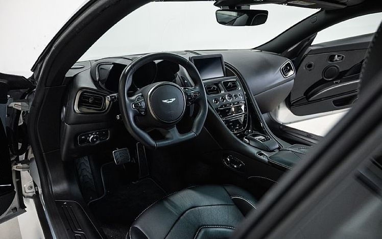 Zunanja slika - Aston Martin DBS - DBS - 13