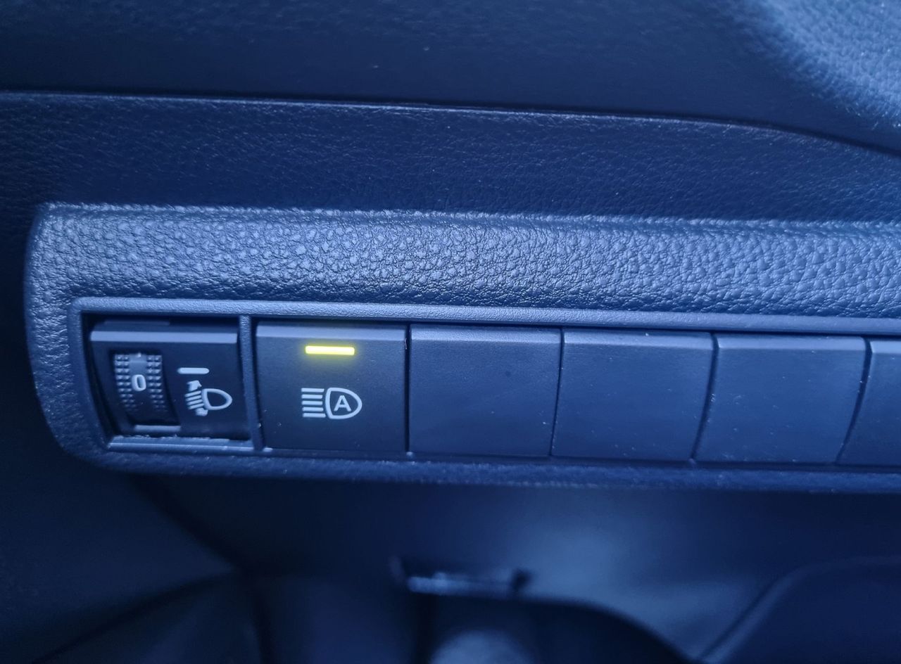 Zunanja slika - Toyota Corolla - Hybrid 1.8 TS HIBRID Luna - AVTOMATIK + SLOVENSKI - 17