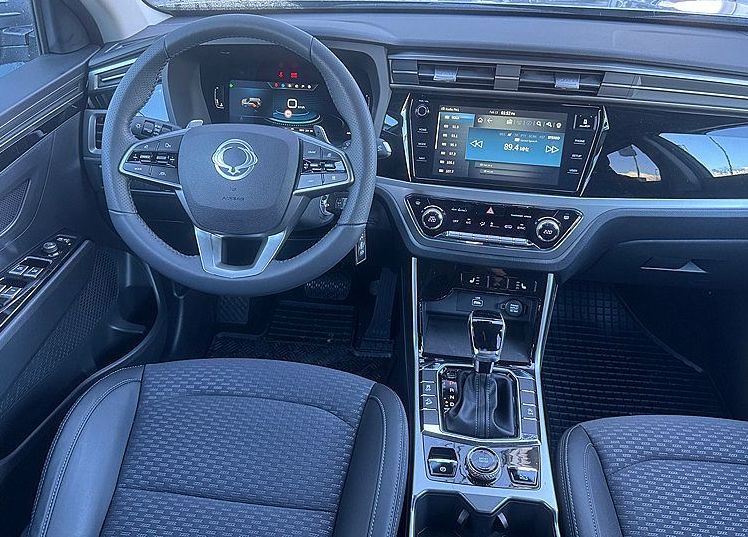 Zunanja slika - KG Mobility Korando - 1.5 T-GDI -Smart A T -GRETJE SEDEŽEV -NAVI -KAMERA - 5