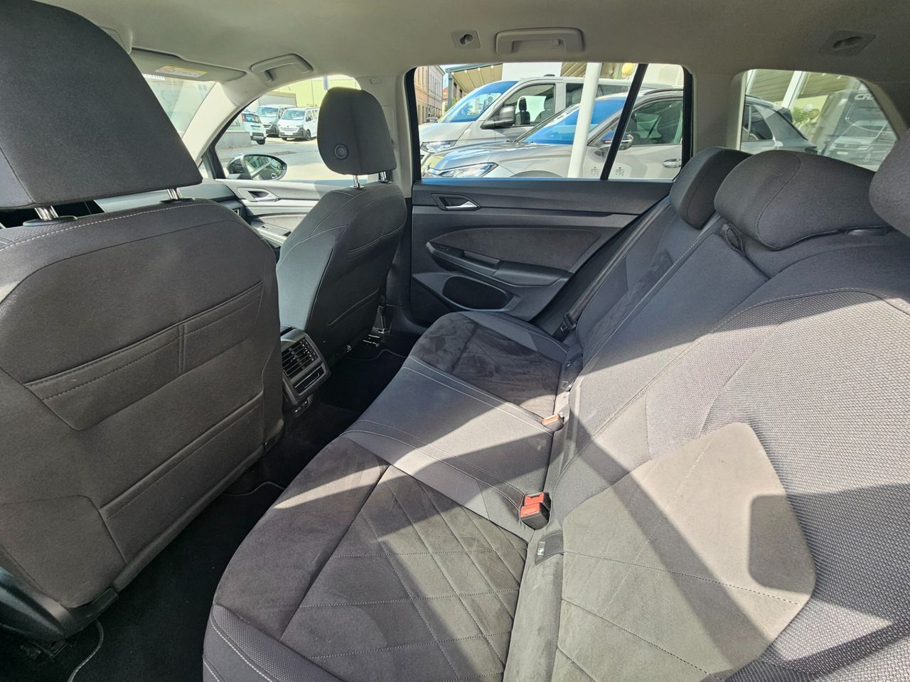 Zunanja slika - VW Golf - 2.0 TDI Style DSG - 8