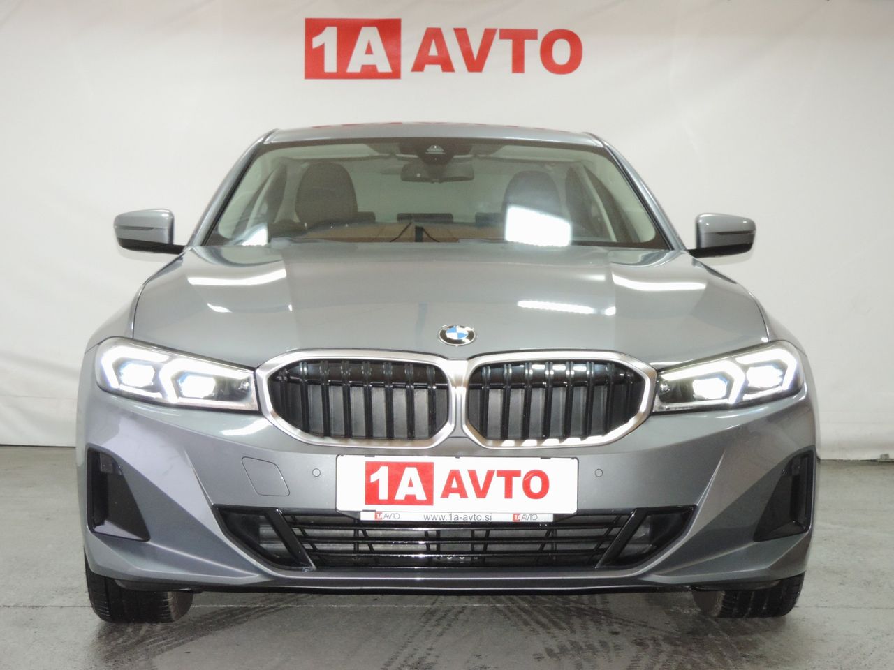 Zunanja slika - BMW Serija 3 - 320i xDrive LASER-USNJE-HEAD UP...... - 2