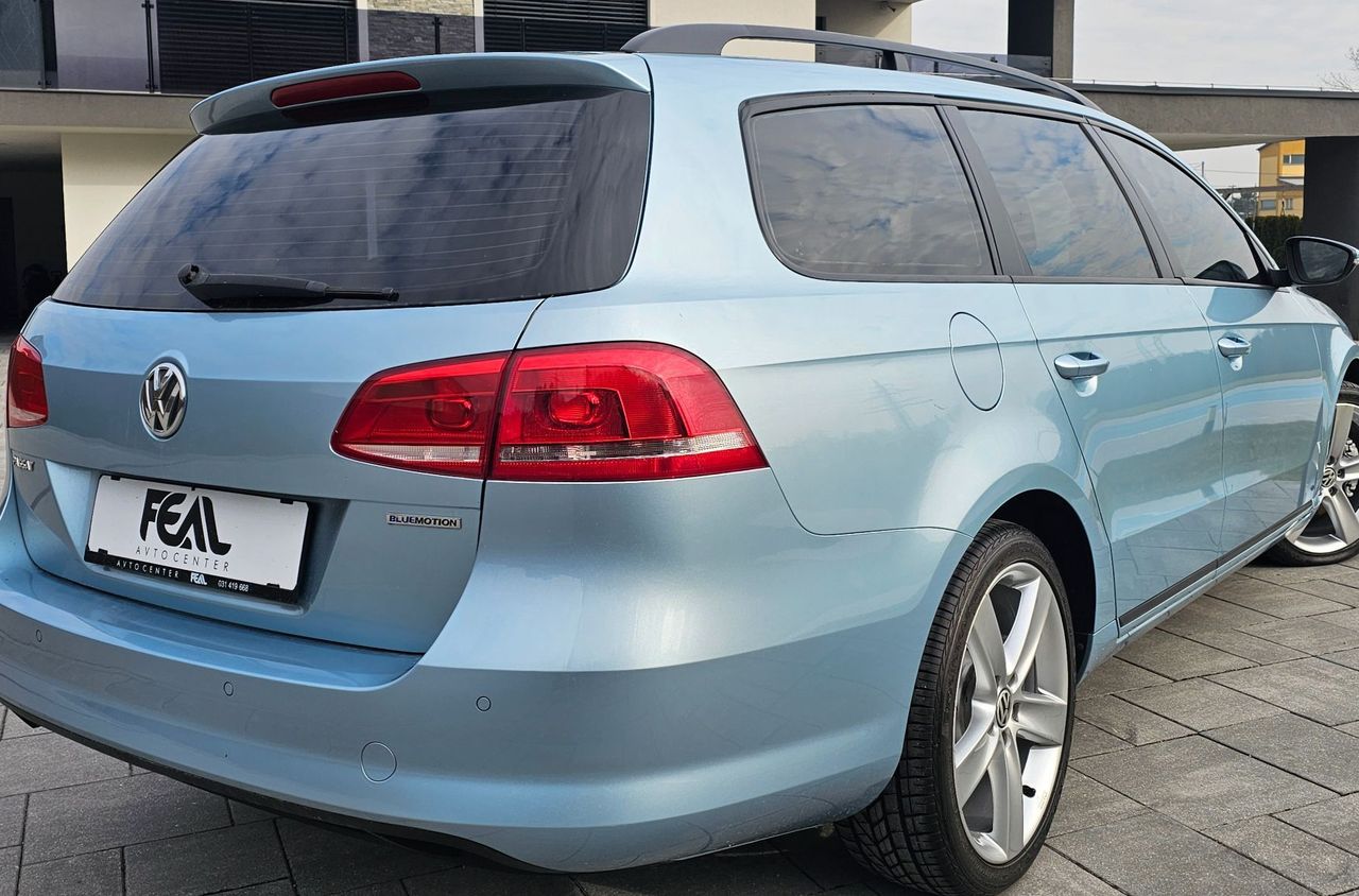 Zunanja slika - VW Passat - Variant 1.6 TDI-ODLIČEN-SERVISNA  KNJIGA-TEMPOMAT... - 4