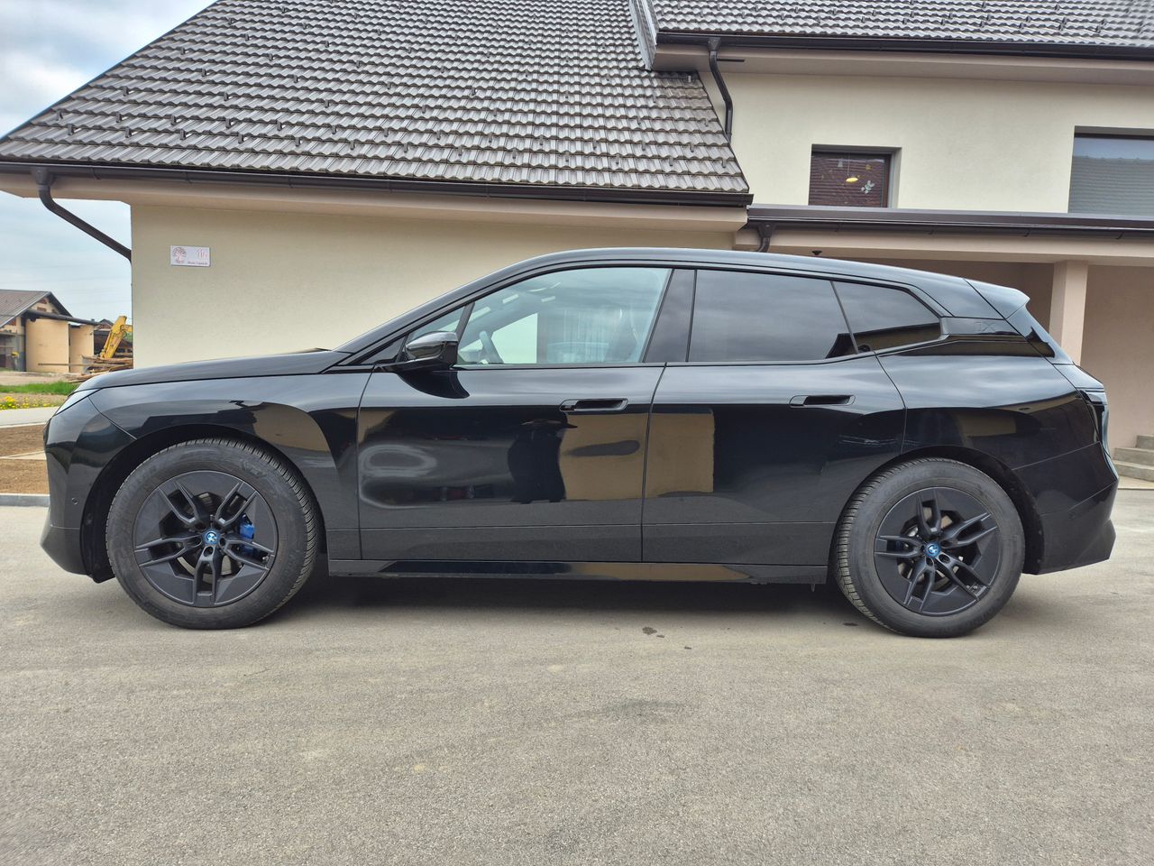 Zunanja slika - BMW iX - xDrive40 Sport - 4