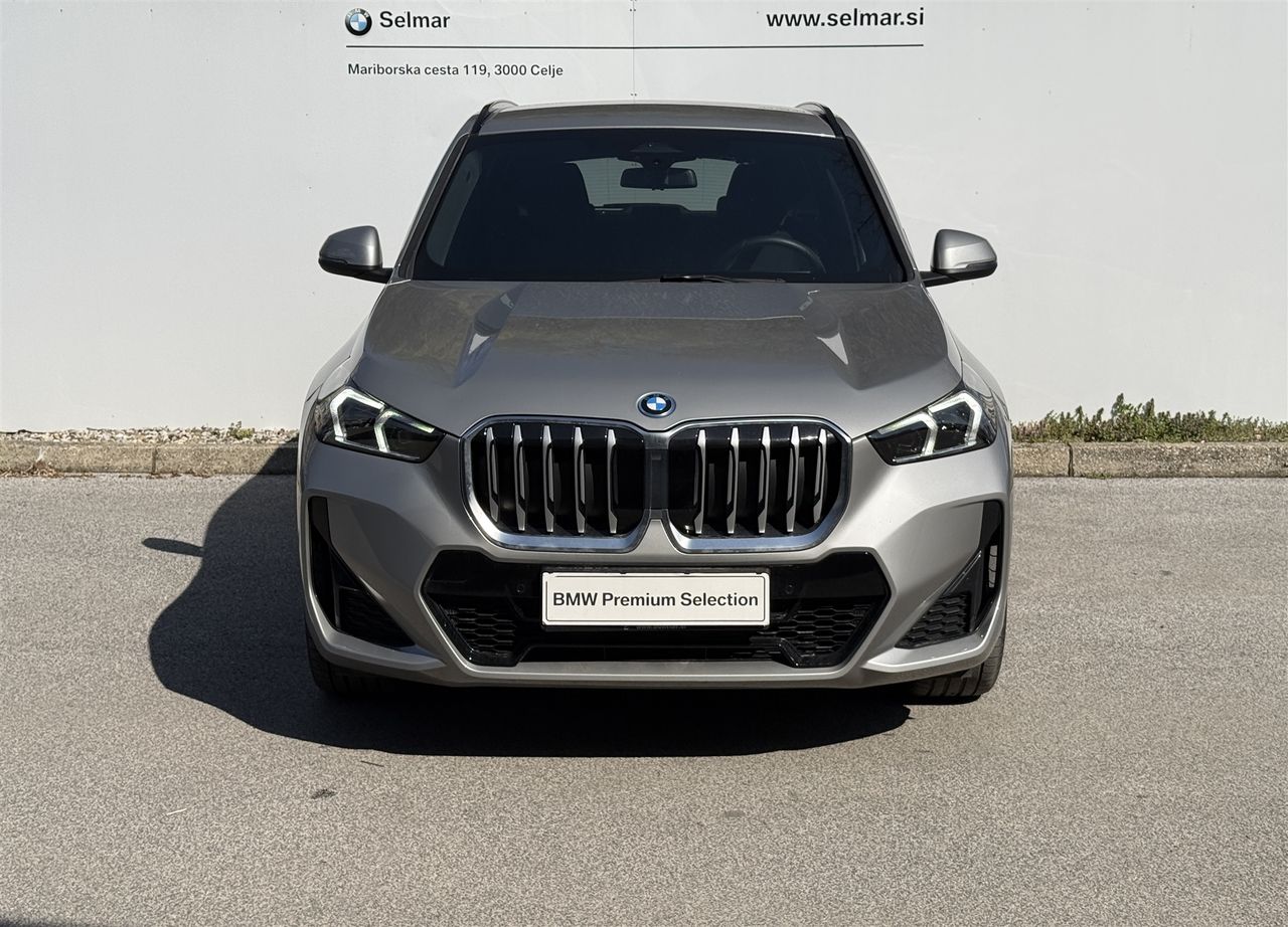 Zunanja slika - BMW X1 - xDrive30e - 1