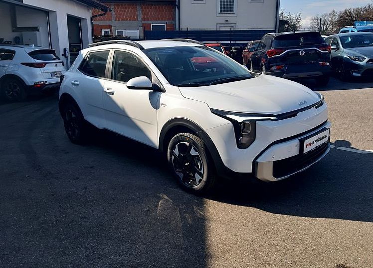 Zunanja slika - KIA Stonic - 1.0 T-GDi 73.6 kW  100 KM  LX Life M T - 2