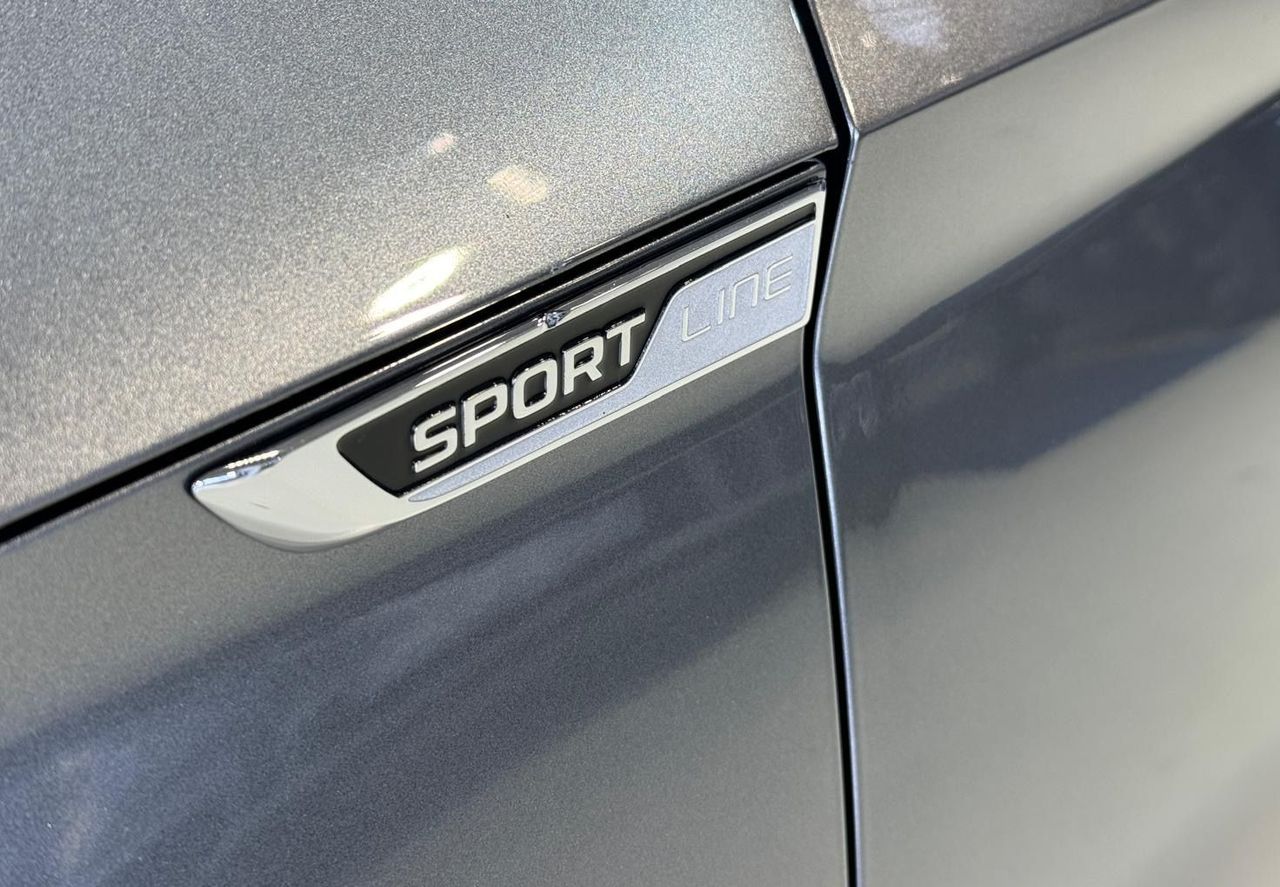 Zunanja slika - Škoda Superb - 4X4-N1-VIRTUAL-SPORTLINE-PANO-NAVI-360-ACC-MEMORY - 10