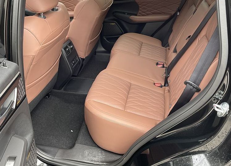 Zunanja slika - Mitsubishi Outlander - 2.4 PHEV Instyle+ Auto - 7