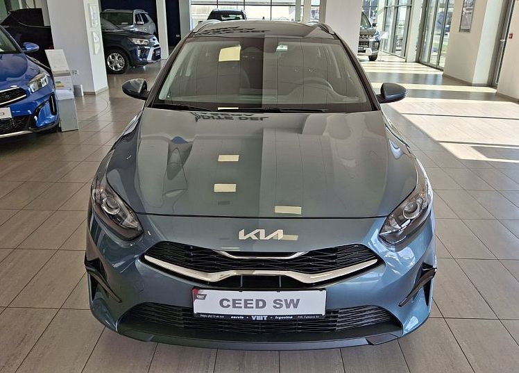 Zunanja slika - KIA Ceed - SW 1.5 T-GDi LX Champion+ M T 103 kW. VEČ BARV - 2
