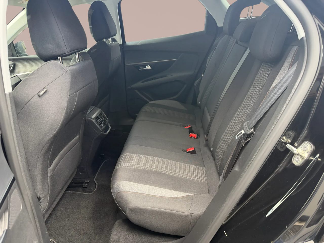 Zunanja slika - Peugeot 3008 - 1,5 BlueHDI 130 S&S Active - 12