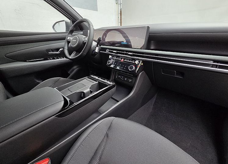 Zunanja slika - Hyundai Tucson - 1.6 T-GDI HEV Impression Radar -1.000€ GOTOVINA - 10