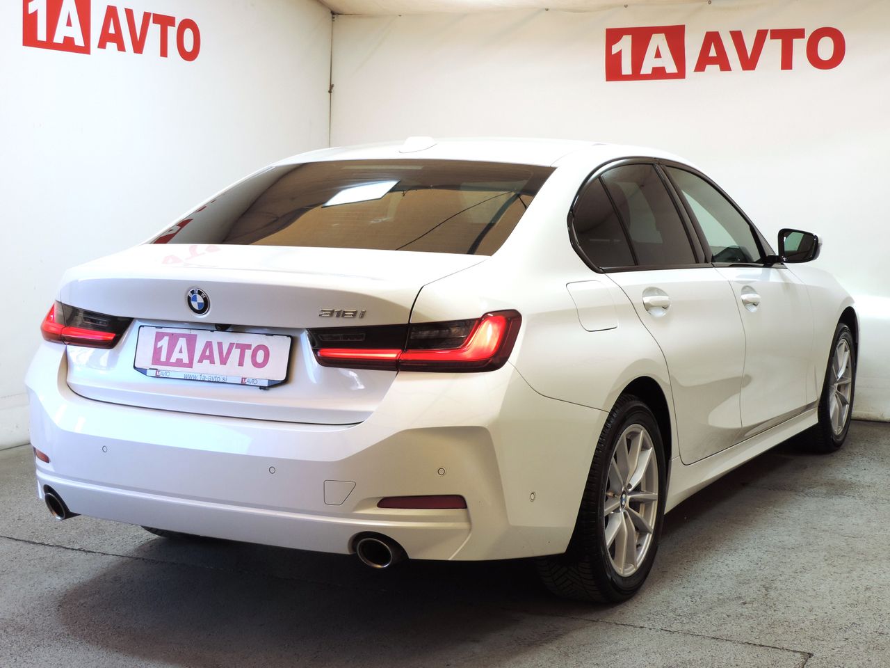 Zunanja slika - BMW Serija 3 - 2.0i Avt. NOVI MODEL-USNJE-KAMERA-LED-MRTVI KOT… - 5