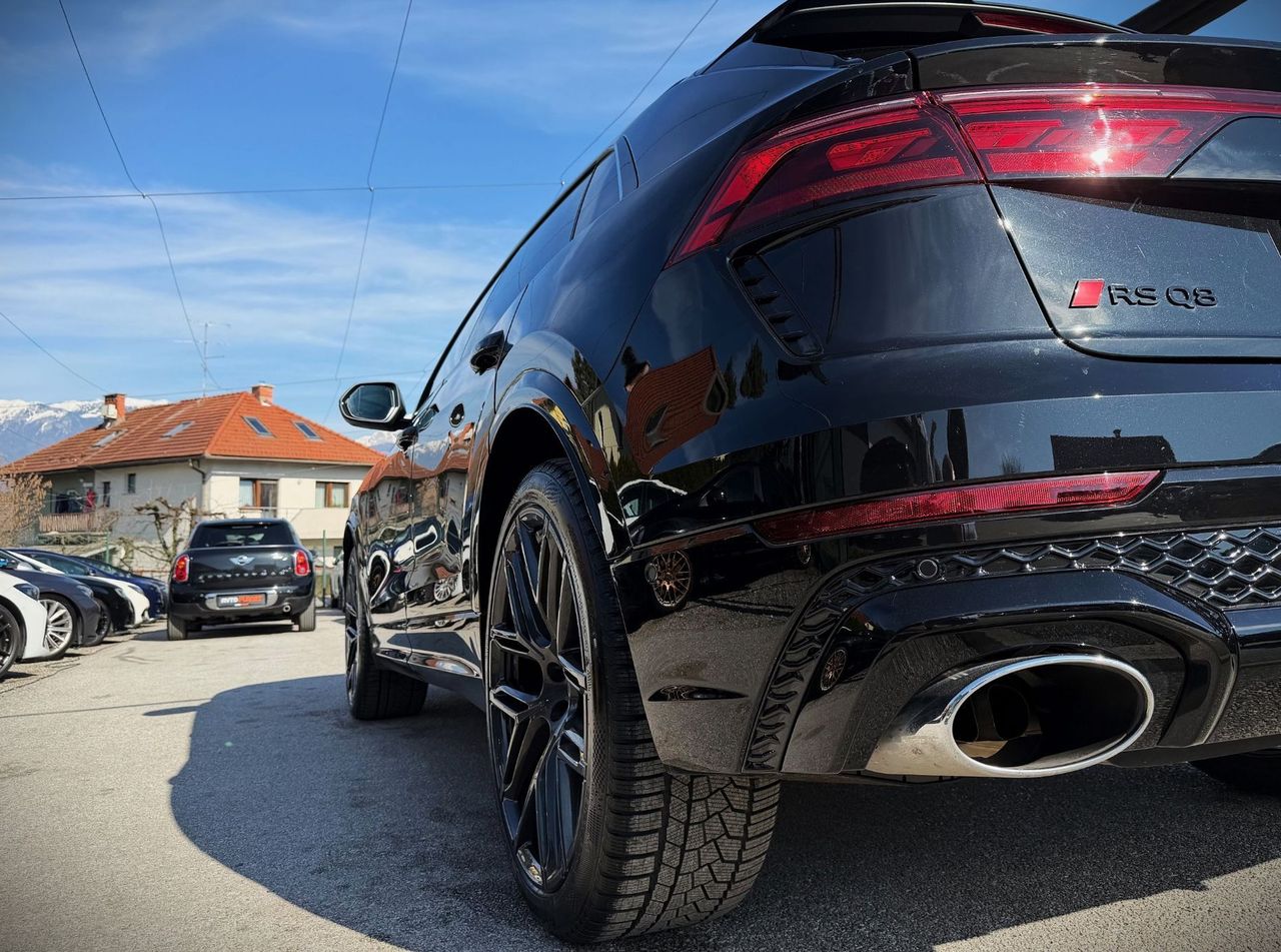 Zunanja slika - Audi RS Q8 - PERFORMANCE 4.0 TFSI Quattro HD MATRIX B.O. ACC - 3