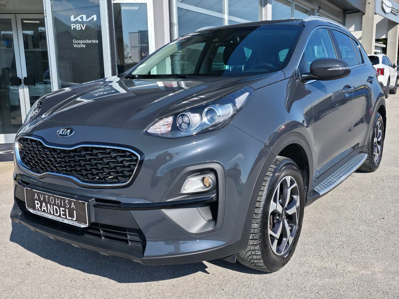 Zunanja slika - KIA Sportage - 2WD 1,6 GDI LX EDITION - 1