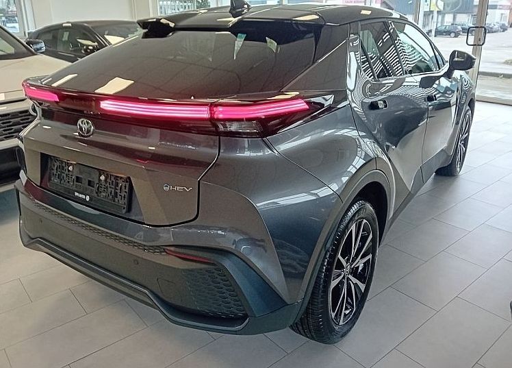 Zunanja slika - Toyota C-HR - 1.8 hibrid  HEV  C-OOL - 4