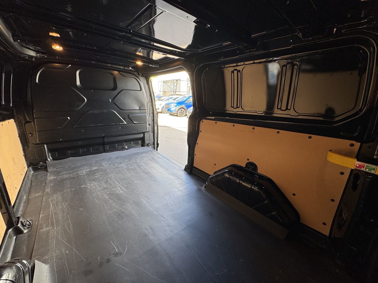 Zunanja slika - Ford Transit Custom - Trend L2H1 320 2.0D-130KM M6 - 10