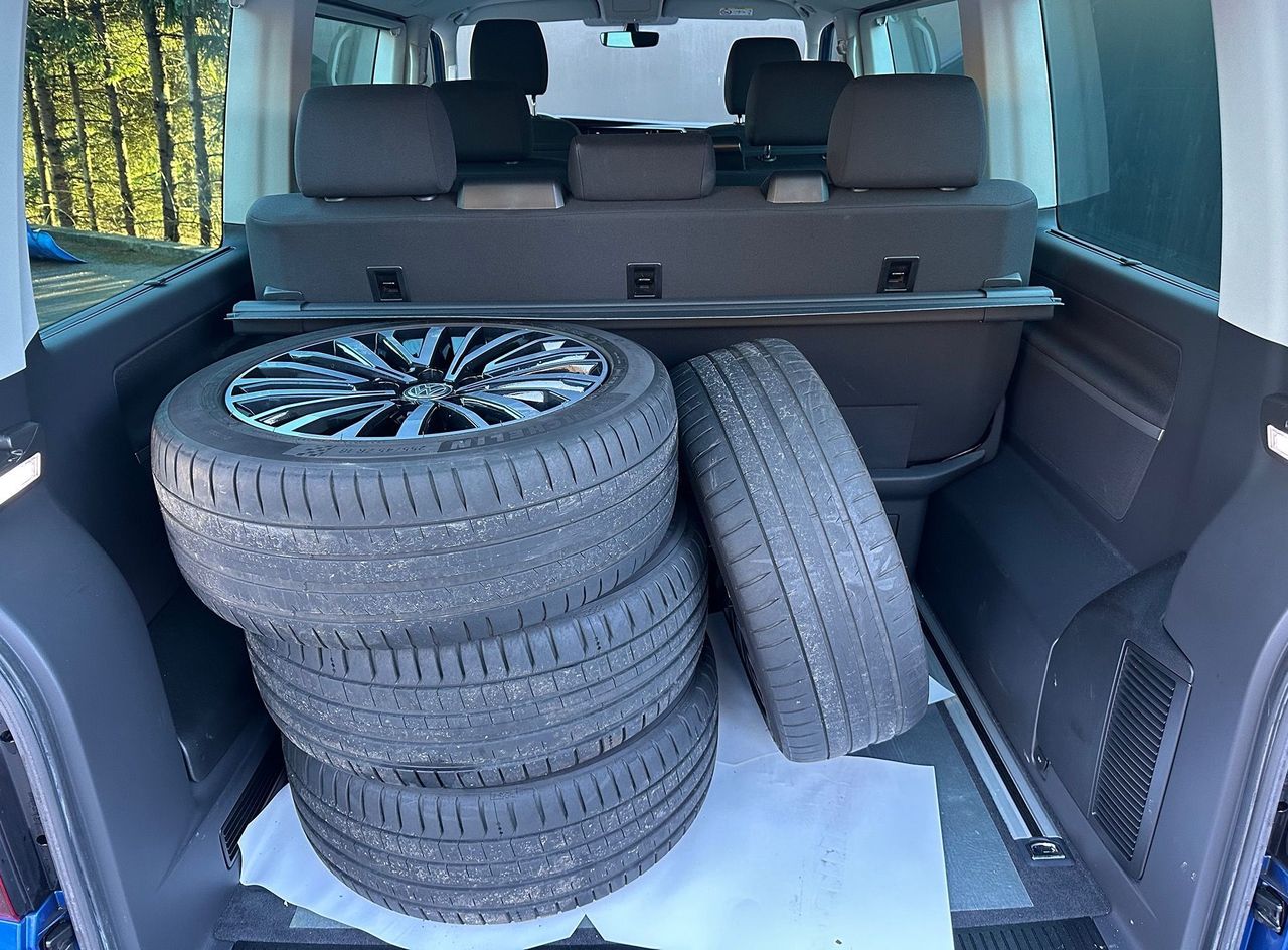 Zunanja slika - VW Multivan - 6.1 2.0TDI 150KS DSG-KAMERA-LED-VIRTUAL-NAVI-7SED - 15