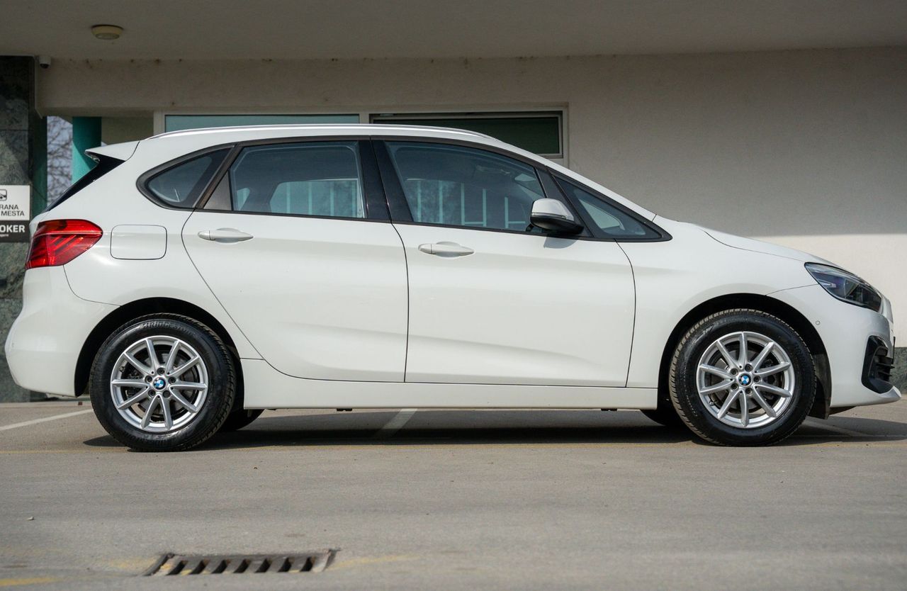 Zunanja slika - BMW Serija 2 - Active Tourer: 216i tempomat parkirni senzorji LED DAB - 4