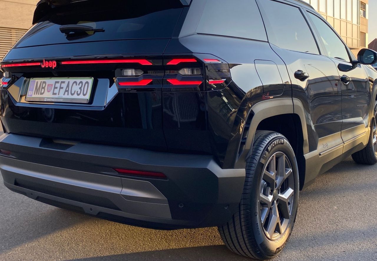 Zunanja slika - Jeep Compass - 1.2 e-Hybrid DCT6 145 First Edition - 7