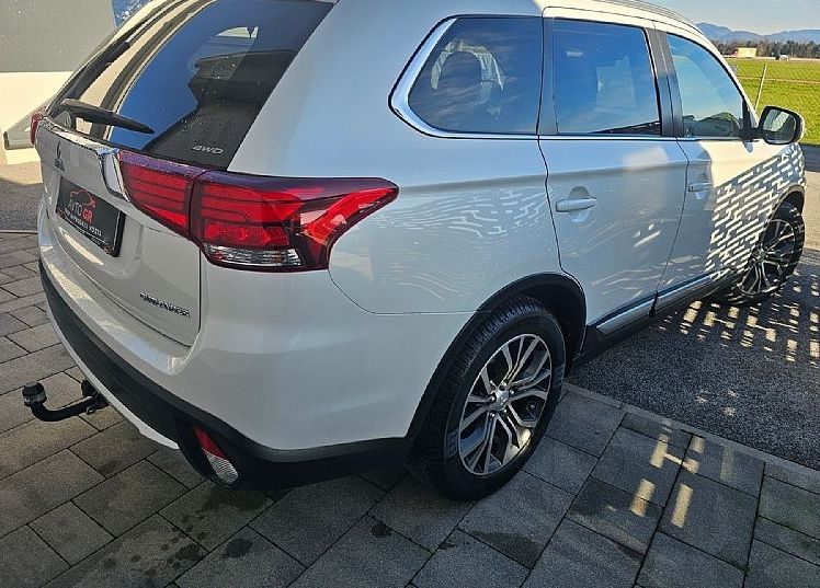 Zunanja slika - Mitsubishi Outlander - 2.2 DI-D 4WD INTENSE+AVT-.KLJUKA- LED-NAVI-PERLA B - 5