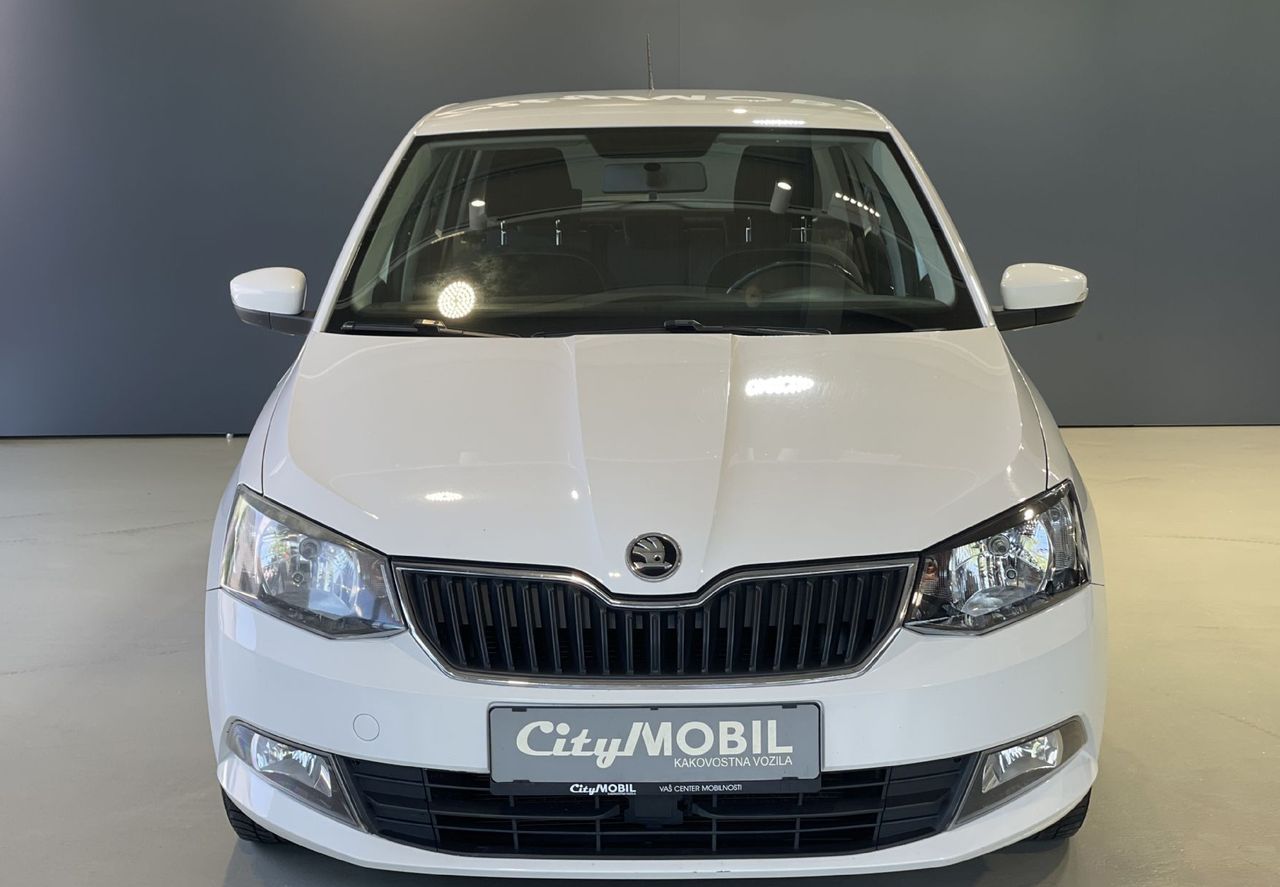 Zunanja slika - Škoda Fabia - 1.4TDI-KLIMA-TEMPOMAT-TOUCH SCREEN - 2