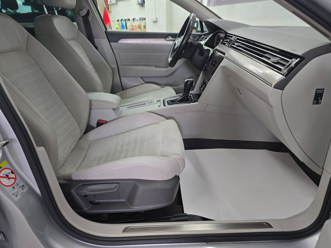 Zunanja slika - VW Passat - Variant 2,0 TDI BMT Connect DSG - 5