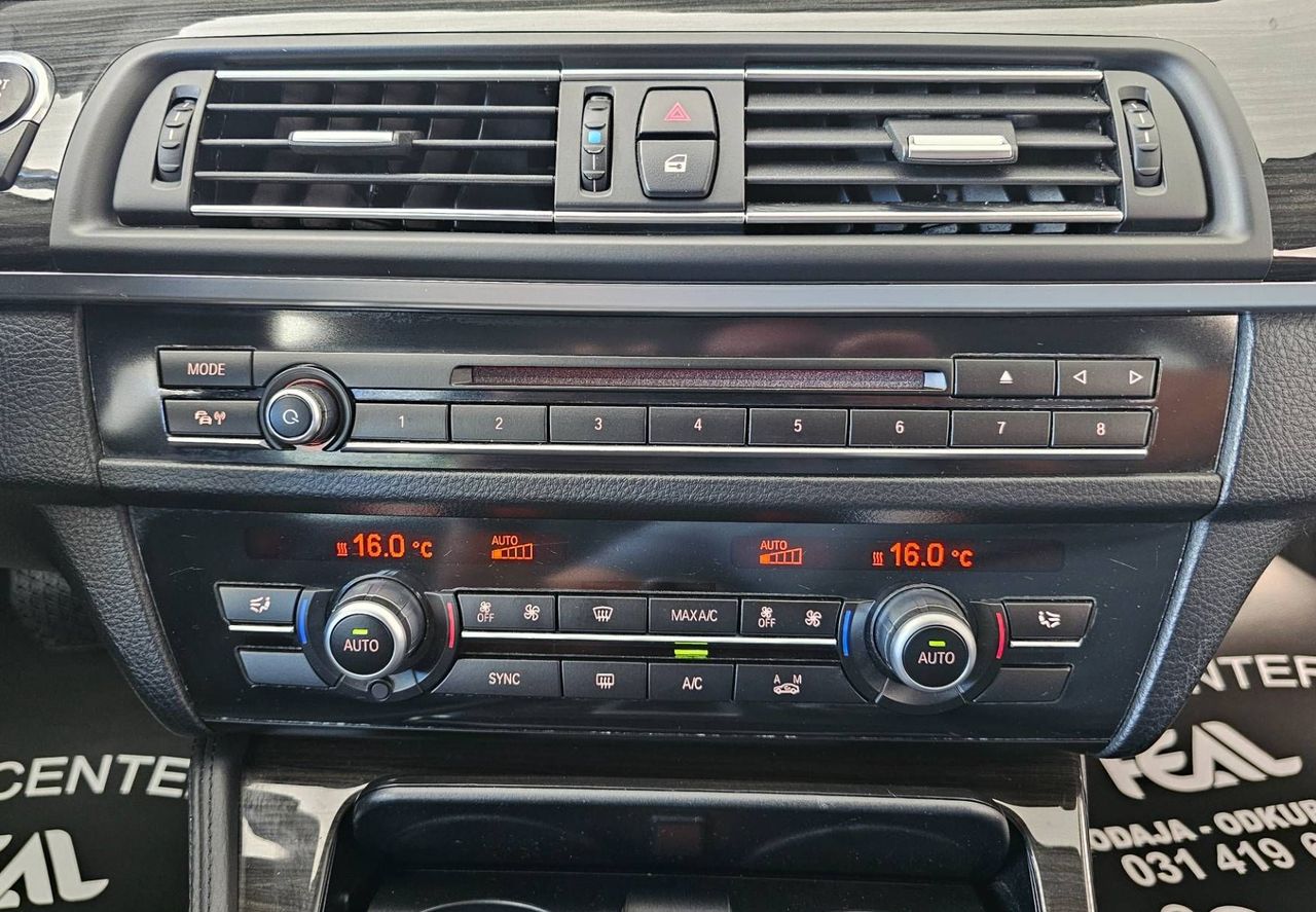 Zunanja slika - BMW Serija 5 - Touring: 525d xDrive-AVT-XENON-NAVI-TEMPOMAT-LED-PDC - 16