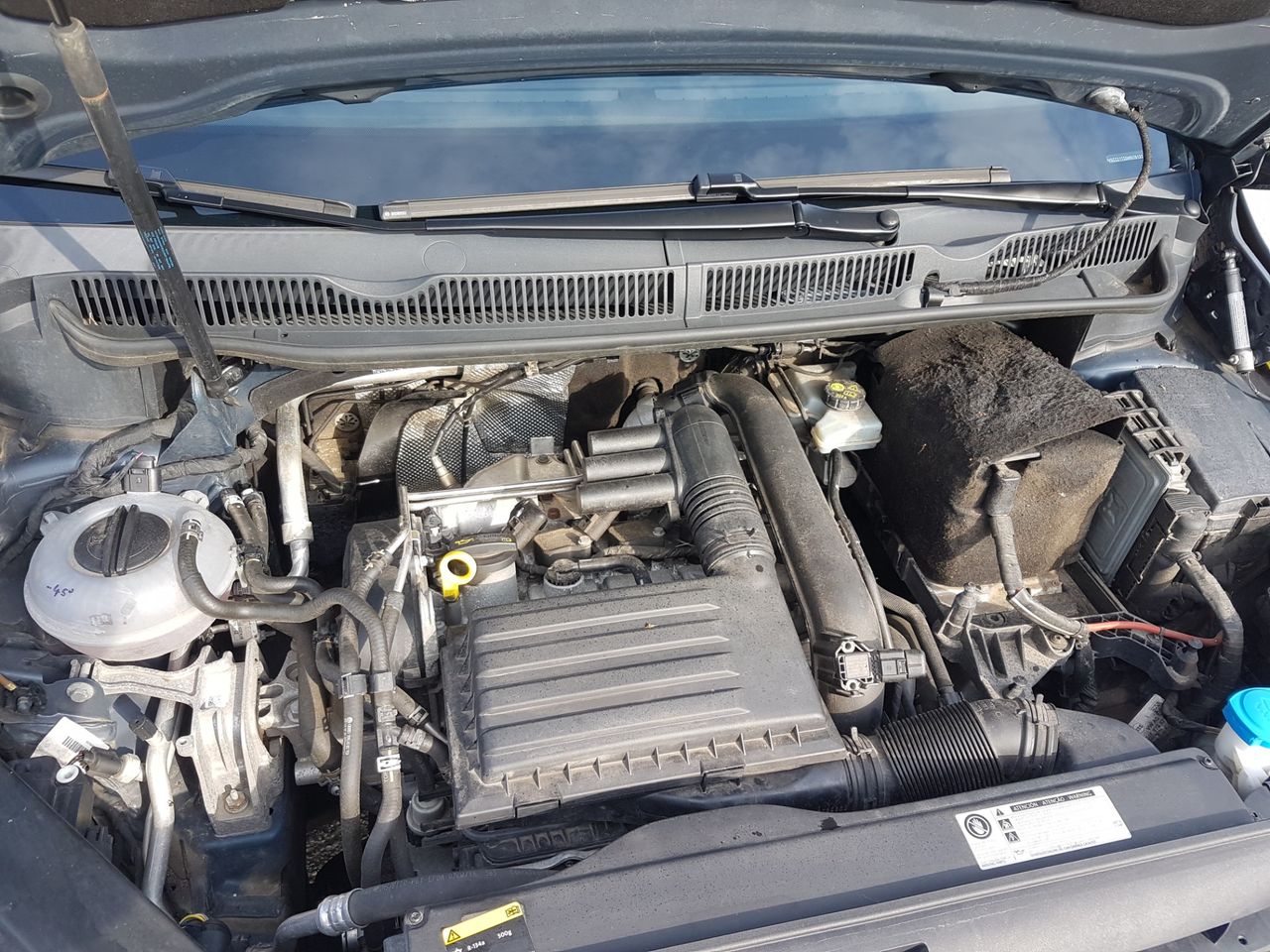 Zunanja slika - VW Touran - 1,2 TSI Comfortline - 16