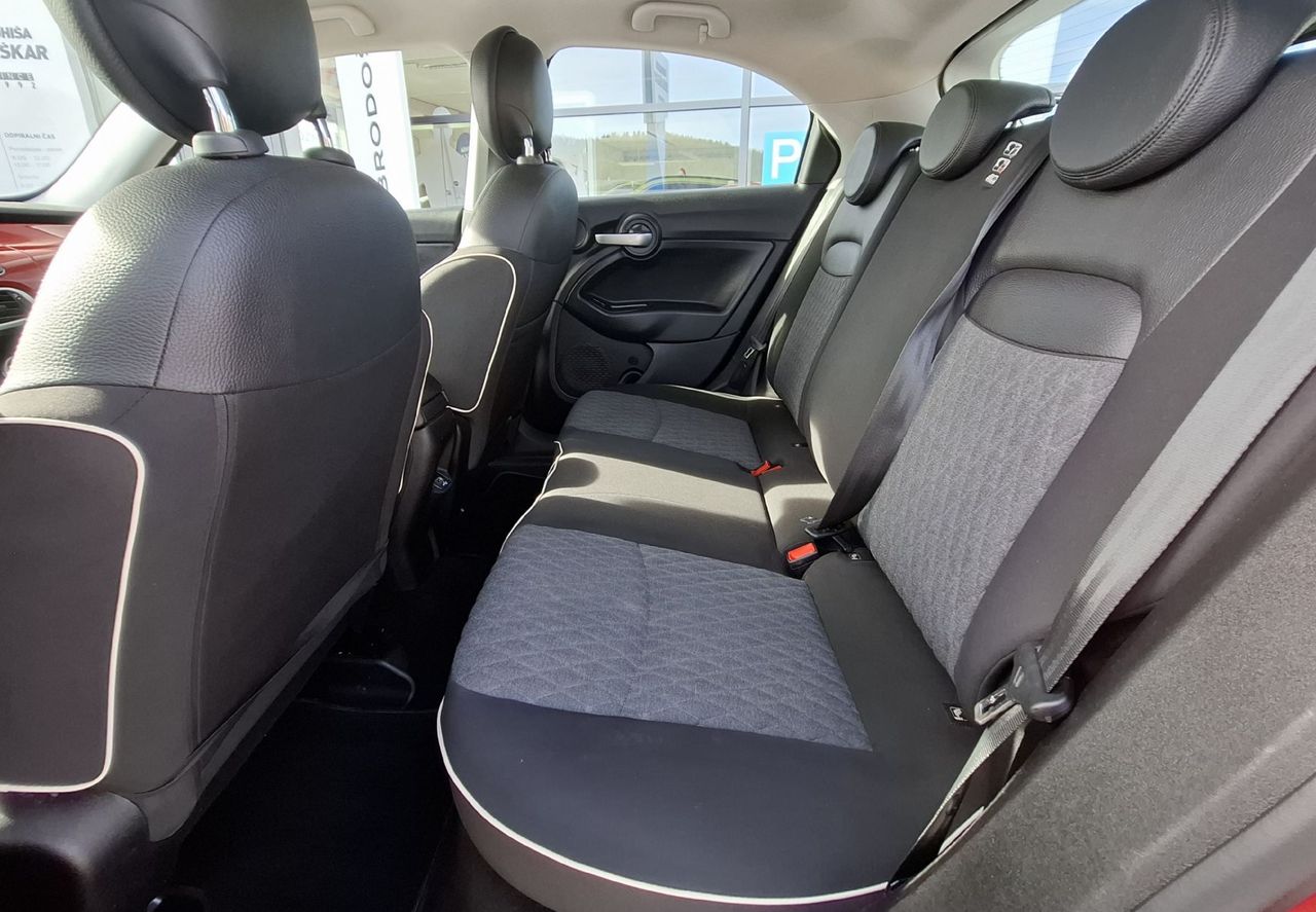 Zunanja slika - Fiat 500X - 1.0 City Cross 88kW - LEPO OHRANJEN - SERVISNA ZG. - 9