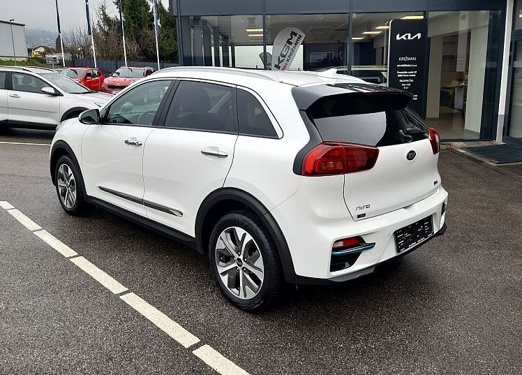 Zunanja slika - KIA Niro - EV 150 KW  204 KM  Motion 64kWh+1.LAST+SLO - 4
