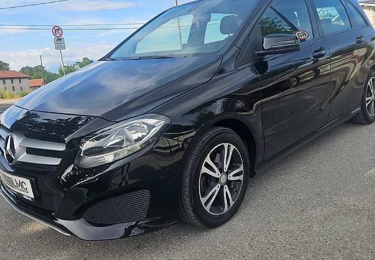 Zunanja slika - Mercedes-Benz B-Razred - 136ks °NAVIGACIJA° °TEMPOMAT° °PARK-SENZORJI° - 1