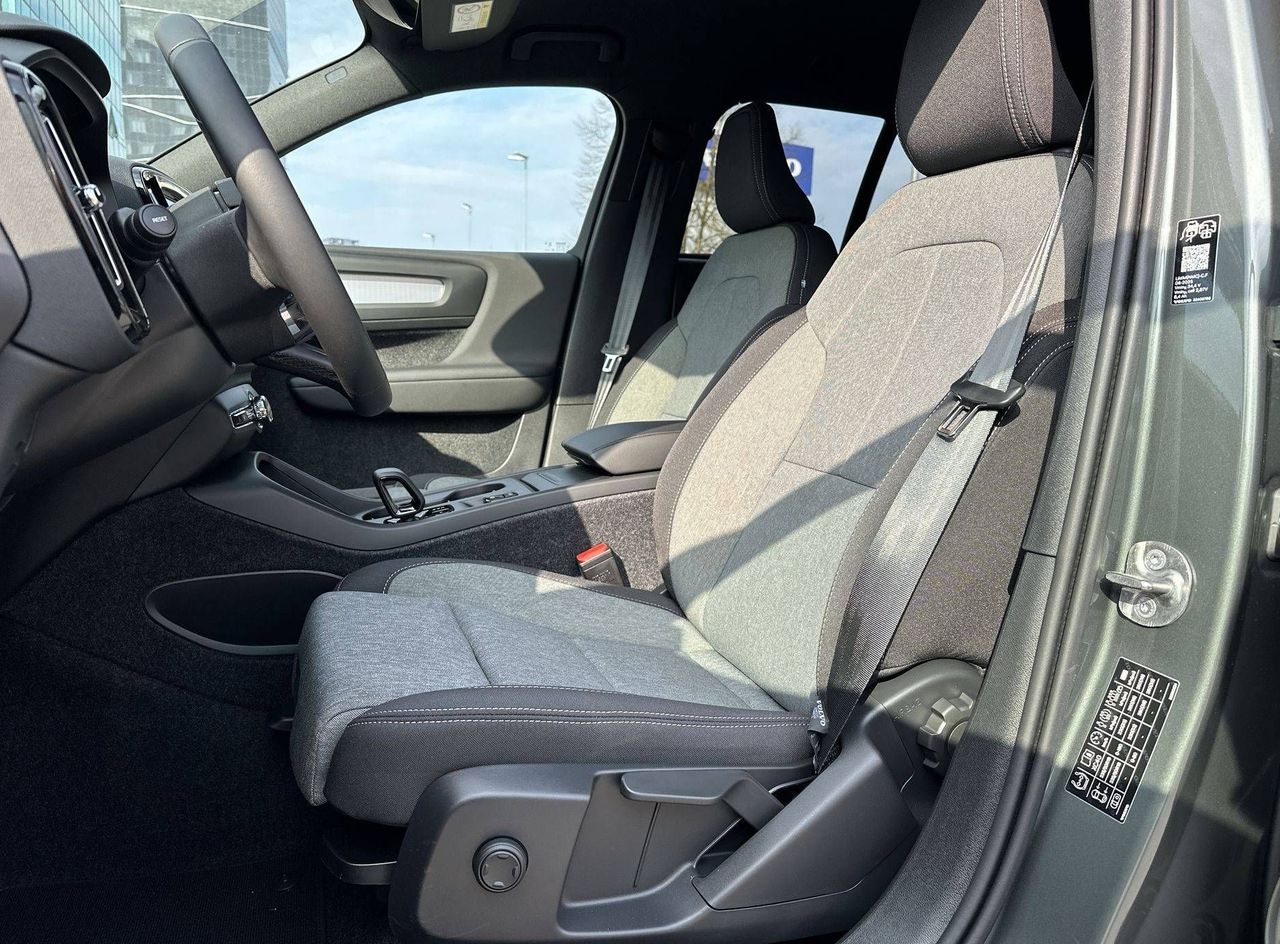 Zunanja slika - Volvo XC40 - B3 P Core Avt. - 9