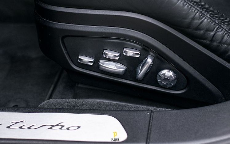 Zunanja slika - Porsche Panamera - 4.0 V8 TURBO 4WD - 12