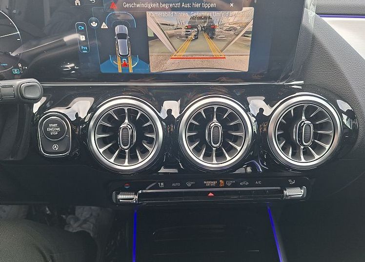 Zunanja slika - Mercedes-Benz GLA-Razred - 180 AMG EDITION - 10