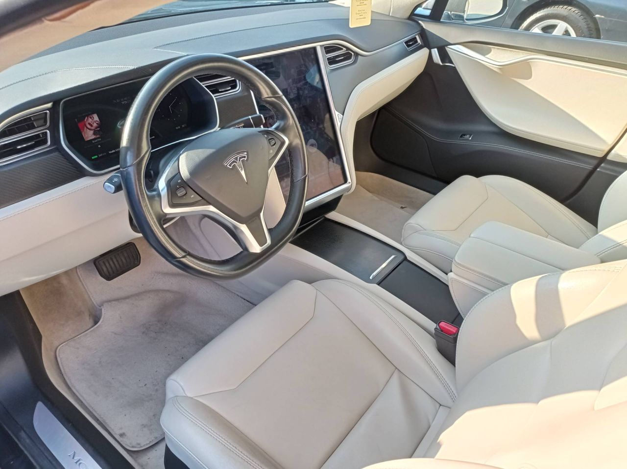 Zunanja slika - Tesla Model S - Model S - 7