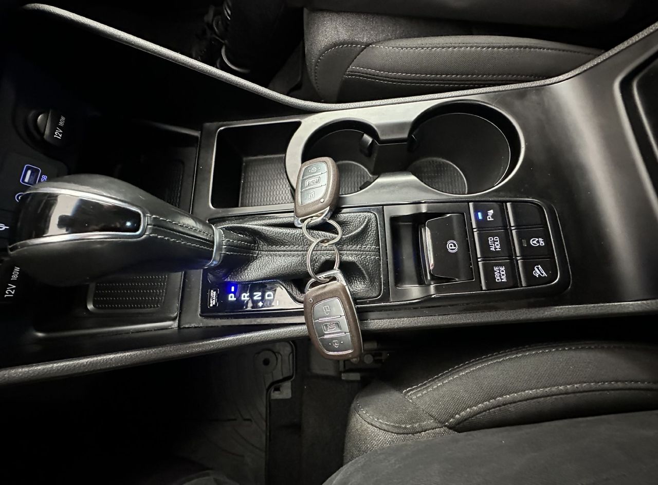 Zunanja slika - Hyundai Tucson - 1.6 CRDI Impression 2WD 100kW.KAMERA.NAVI.ACC.AUT. - 13