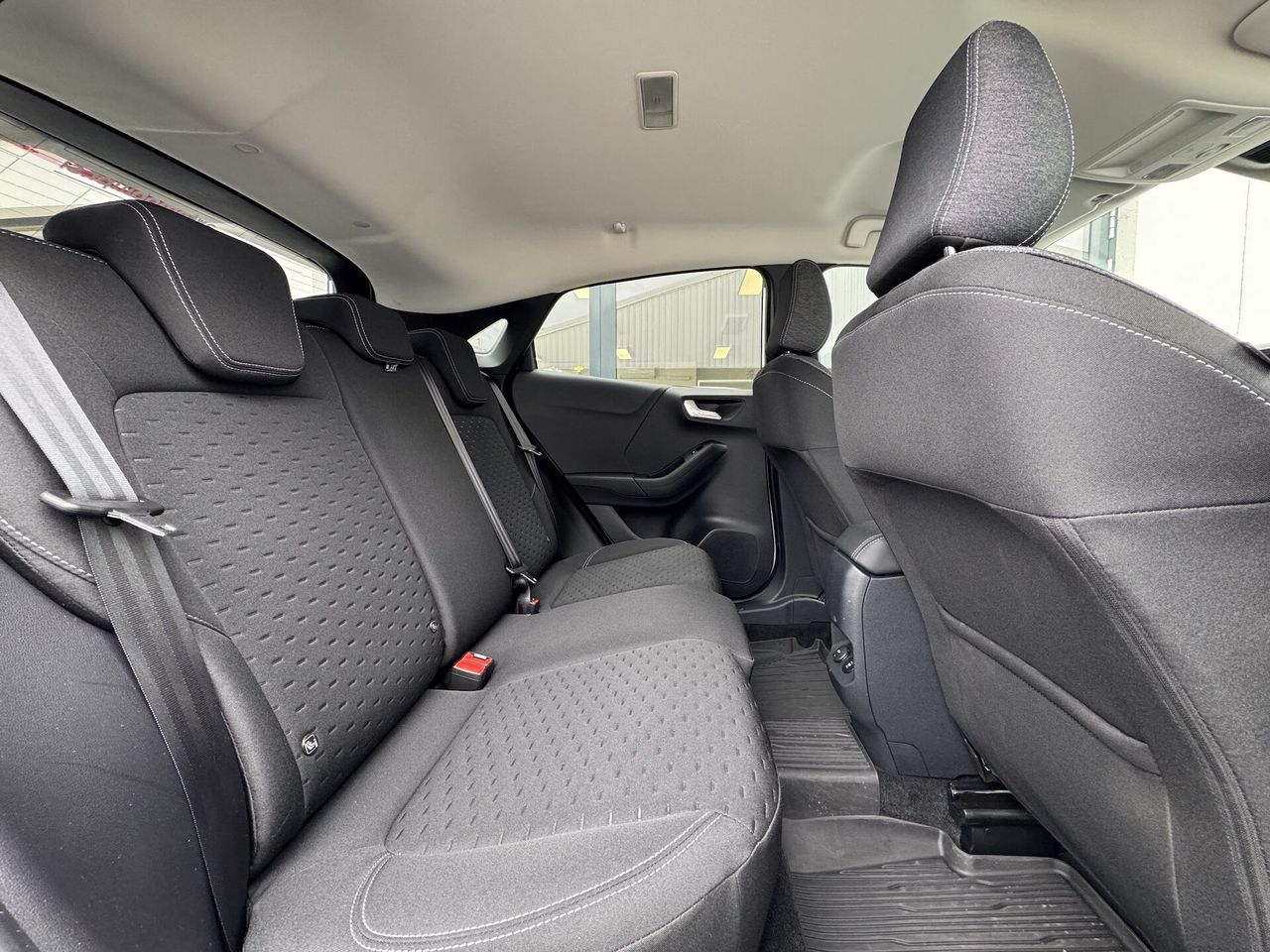 Zunanja slika - Ford Puma - Titanium 1.0 EcoBoost125KM mHEV SLO-1.LASTNIK-TEMP - 13