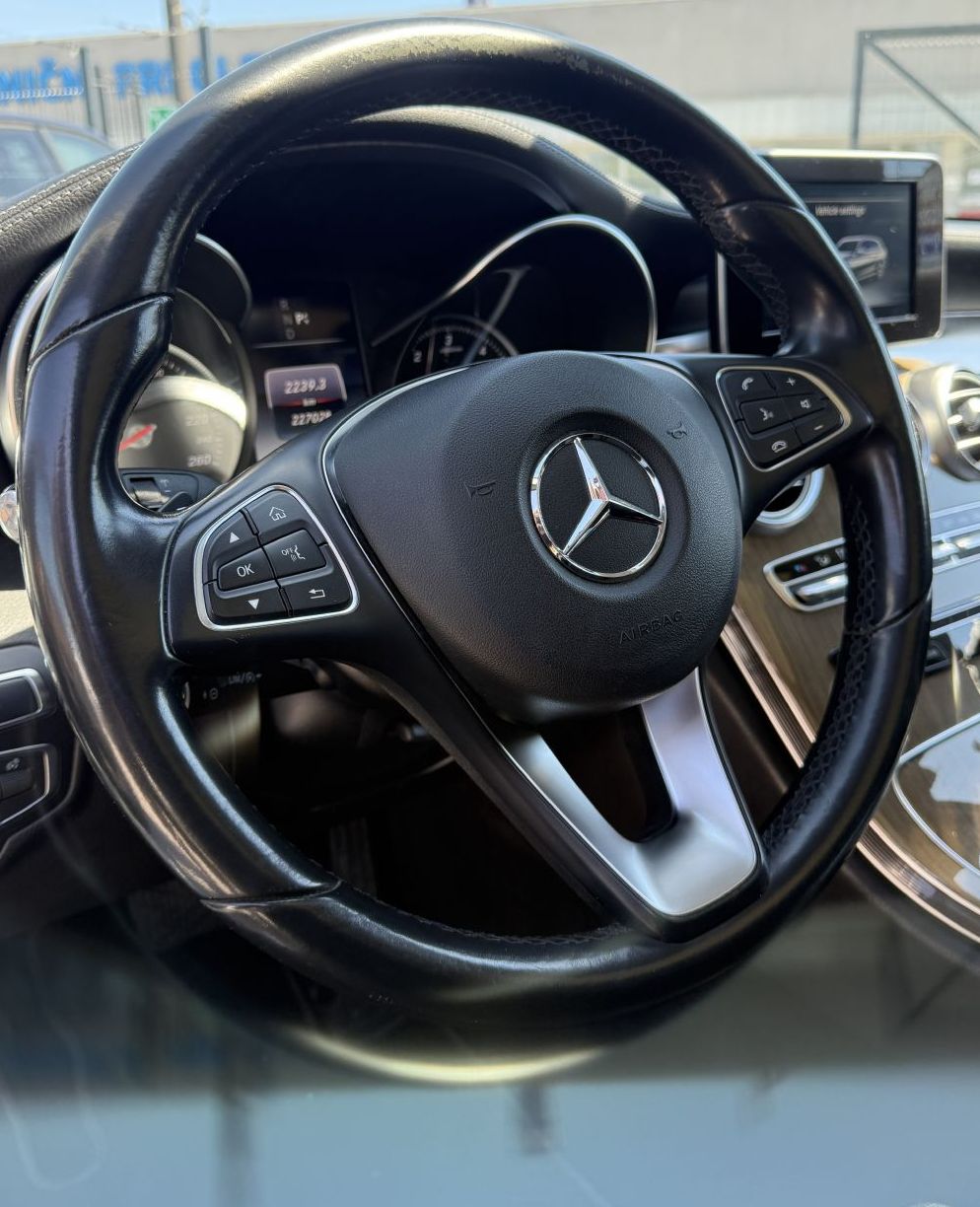 Zunanja slika - Mercedes-Benz C-Razred - C200d T PANO-FULLED-ACC-EL.PRT-NAVI-BT-360-AMBIENT - 9