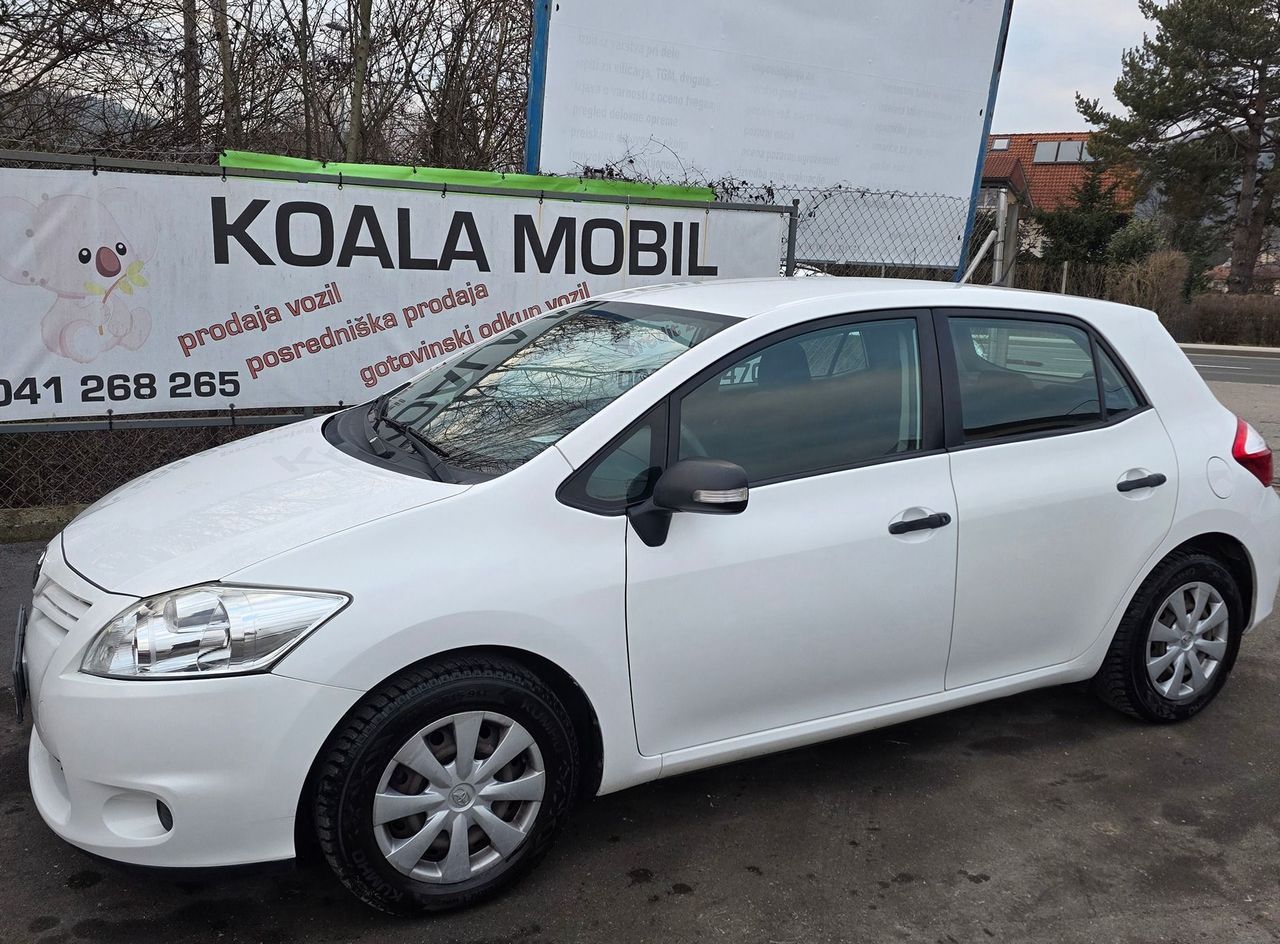 Zunanja slika - Toyota Auris - 1.33 Dual VVT-i Luna KLIMA-SLOVENSKA-1.LASTNIK - 8