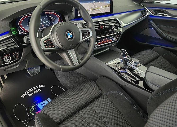 Zunanja slika - BMW Serija 5 - : LIMO-520d-190KM-M-PAKET-KAMERA-LED-COCKPIT-HARMAN- - 9
