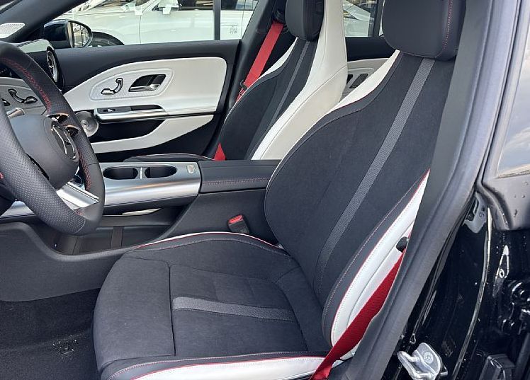 Zunanja slika - Mercedes-Benz CLA-Razred - CLA 200 AMG LINE Plus. Burmester... - 6
