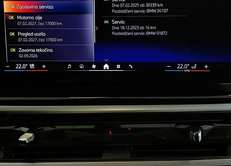 Zunanja slika - BMW X5 - serija : 30d-XD-M-PAKET-ZRAČNO-PANO-SOFT-CL-360KAM-LASER-22 - 18