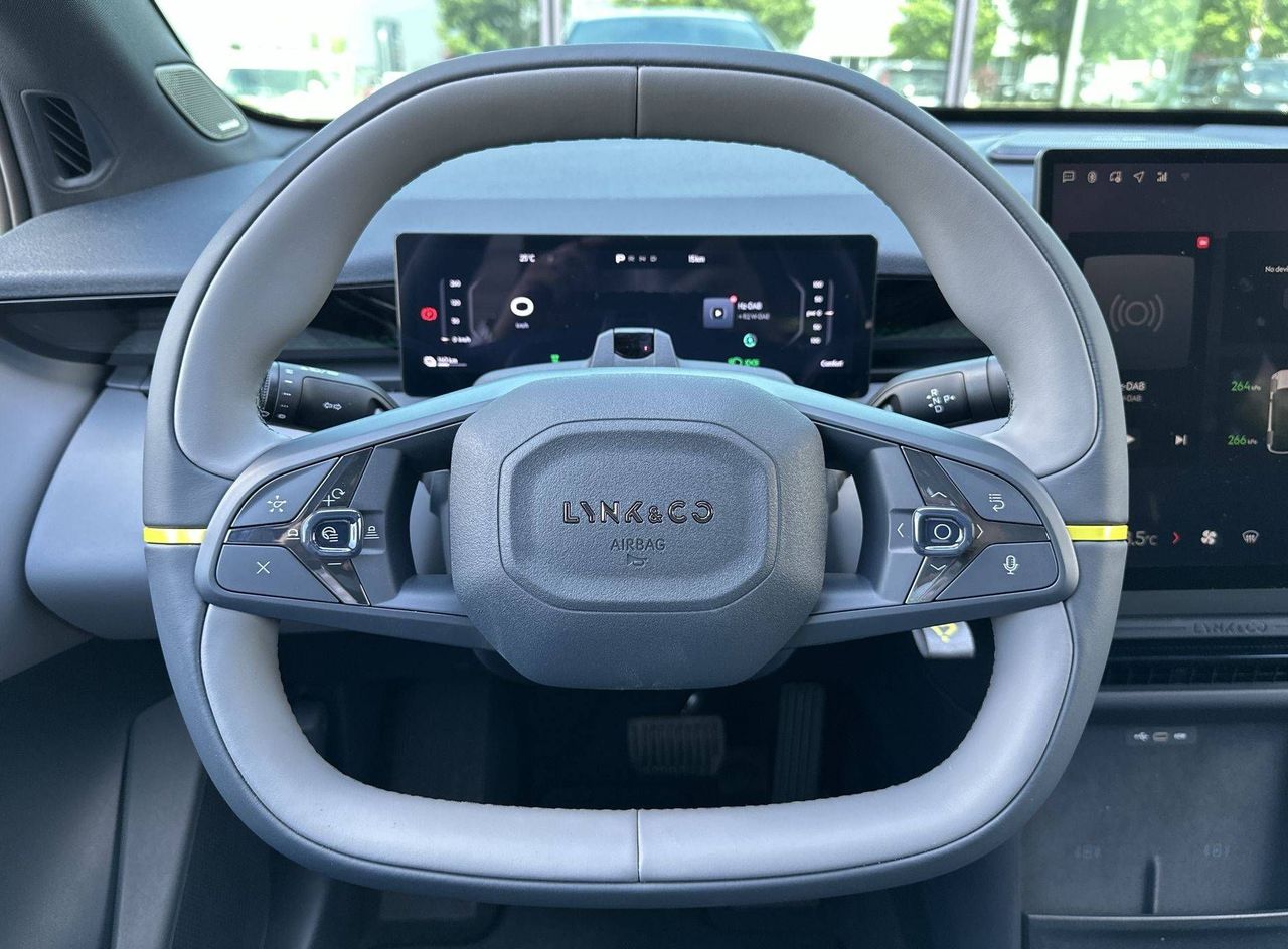 Zunanja slika - Lynk & Co 02 - More ugodna cena s subvencijo 6.500€ - 13