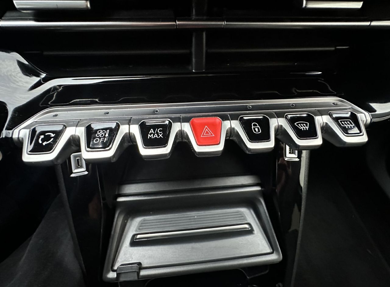 Zunanja slika - Peugeot 2008 - 1.5 BLUEHDI 130 ALLURE PACK.KAMERA.USNJE.NAVI - 15